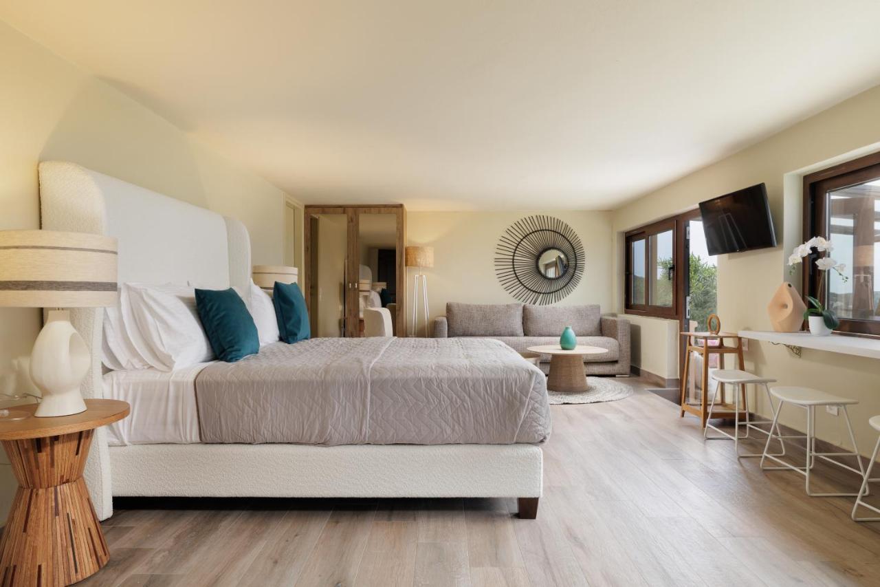 Dendrilia & By Rodostamo Collection